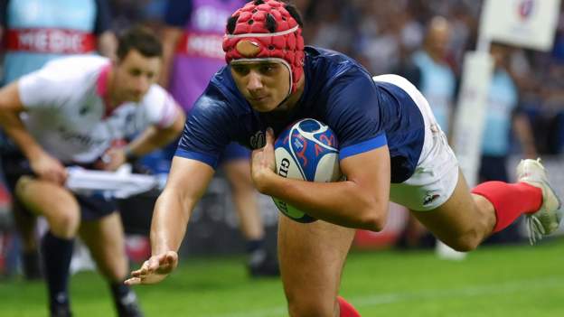 France 27-12 Uruguay: Hosts maintain winning start with hard-earned victory