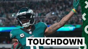 Hurts finds Smith for 63-yard touchdown in Eagles win