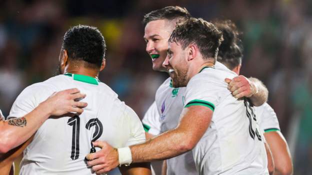 Ireland 59-16 Tonga: Johnny Sexton breaks record as Irish claim bonus-point World Cup win