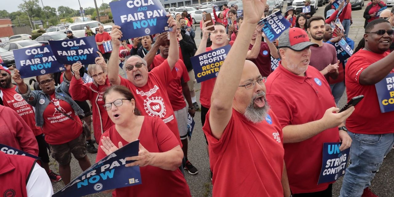 Does the United Auto Workers Union Want a Strike?