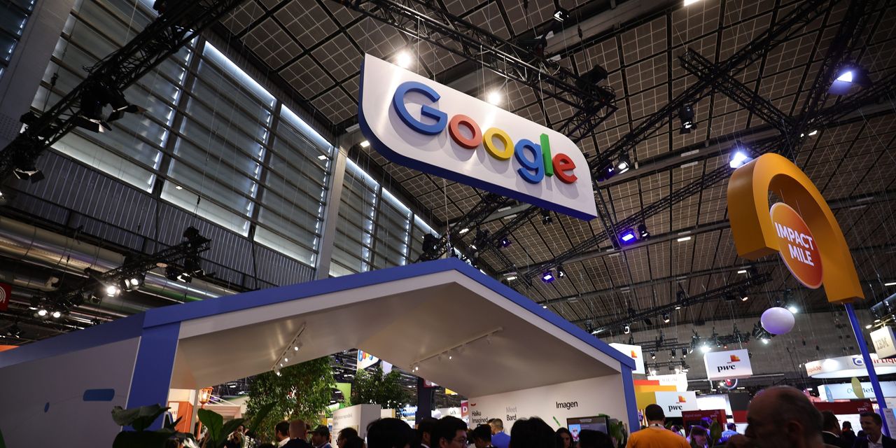 Google's Antitrust Trial Gets Under Way in Washington