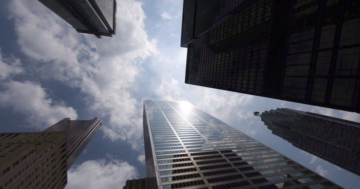 Mortgage stress looms over Canada’s big banks. What they — and consumers — can do - National