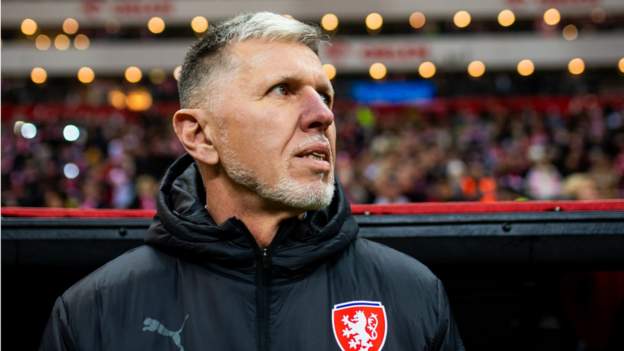 Jaroslav Silhavy: Czech Republic manager steps down after qualifying for Euro 2024